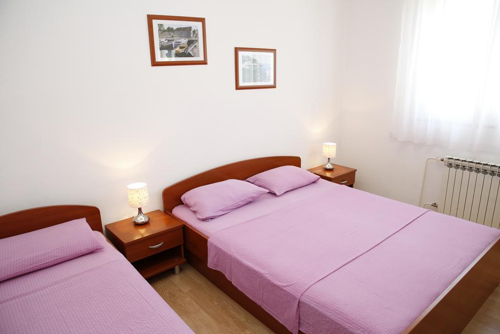 Apartmani Sprljan Vodice Exterior foto